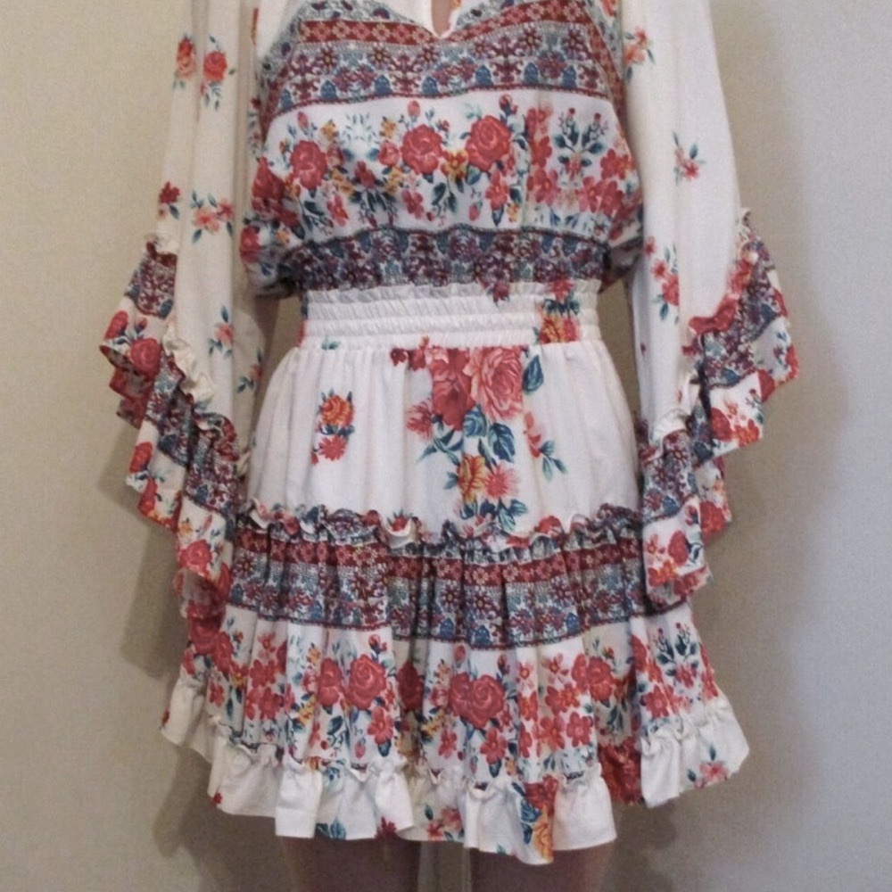MISA Los Angeles Ximena Ruffled Floral Print Mini - Picture 3 of 11